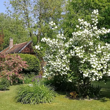 Casa de hóspedes Domaine Du Carouge *