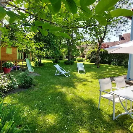 Domaine Du Carouge 3*
