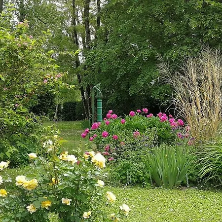 Domaine Du Carouge Maison d'hôtes *