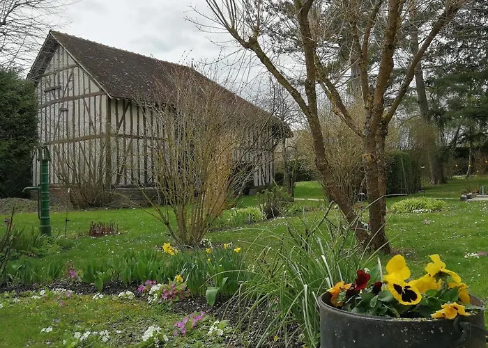 Domaine Du Carouge 3* Lirey