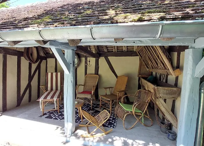 Domaine Du Carouge 3*